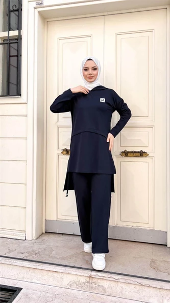 Kapşonlu Yırtmacı Bağcık Detaylı Pamuklu Tesettür Eşofman Takımı - (38-46) - 71168 - Lacivert ürün görseli