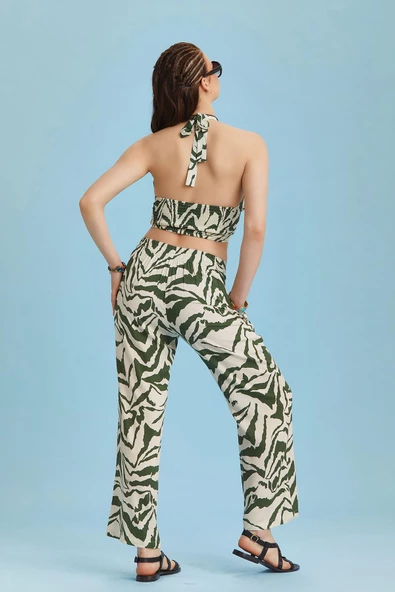 Düz Paça Yeşil Desenli Beli Lastikli Pantolon - 4