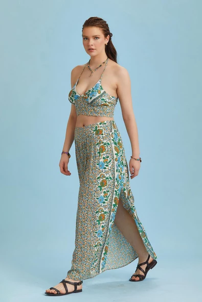 Arka Bel Lastikli Derin Yırtmaçlı Çiçek Desenli Etek - Resim 3