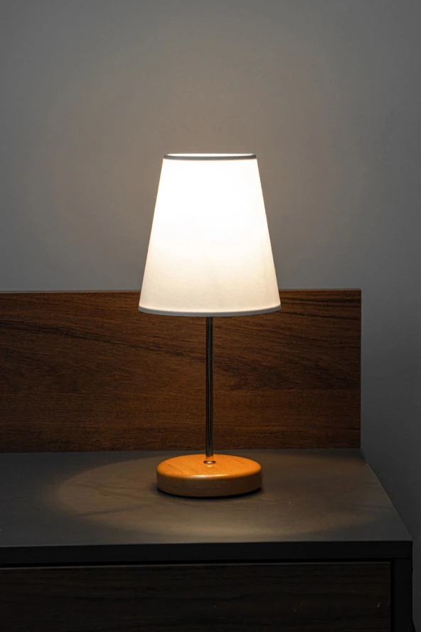 BY-LAMP Abajur Masa Lambası Yatak Odası Gece Lambası Metal Bronz Gövde Beyaz Şapka Başucu Aydınlatma