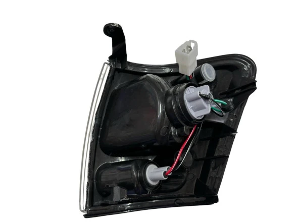 Sinyal Ön Sağ Hilux 2002-2005 LN145 - Resim 3