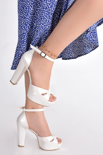 Erkan Saçmacı Beatriz Sedef Vegan Önü Açık Çapraz Bantlı Kalın Platform Topuklu Abiye Ayakkabı - 2