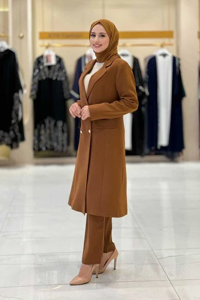 Cep ve Düğme Görünümlü Uzun Ceket Pantolon Takım 8357 Taba - Resim 3