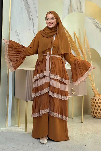 Kol Manşetleri ve Eteği Kat Kat Dantel Görünümlü Abaya 7807 Taba