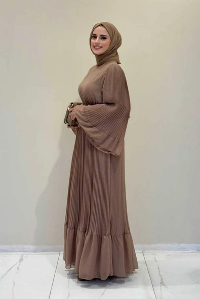 Büyük Beden Piliseli Fırfır Görünümlü Astarlı Şifon Elbise 3404-1 Vizon - Resim 3