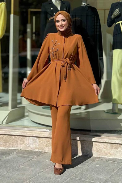 Taş İşleme Detaylı Kuşaklı Tunik ve Pantolonlu Takım 8432 Taba - 3