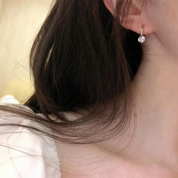 Tek Taş Halka Gold Küpe | Şıklığı ve Zarafeti Bir Arada - Resim 2