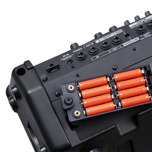 ROLAND CUBE Street EX Elektro Gitar Amfisi - Resim 3