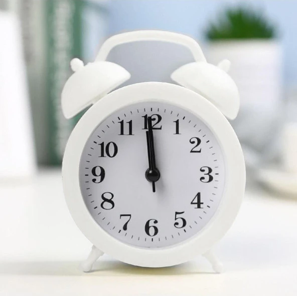 Valkyrie Mini Masa Alarm Çalar Saat Akar Saniyeli Sessiz Alarm Saati Beyaz