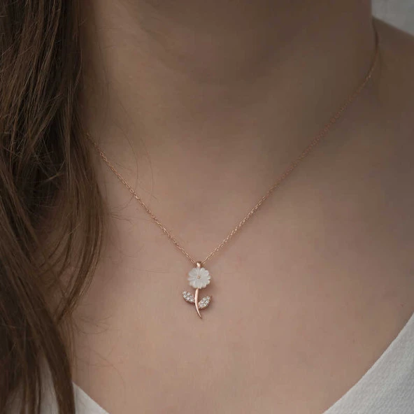 925 Ayar Gümüş Rose Sedef Çiçek Kadın Gümüş Kolye