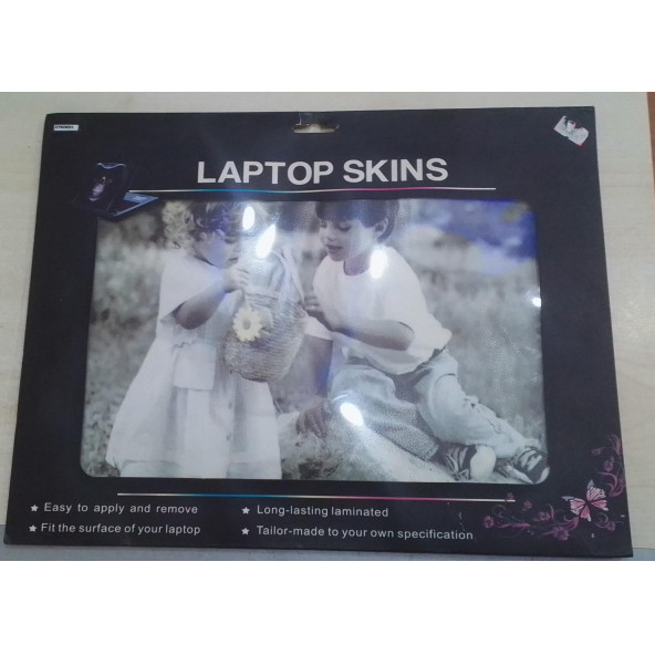 Laptop Sticker Notebook Pc Kaplama Etiketi (KIZ-ERKEK ÇOCUK) ( 36cm x 25cm )