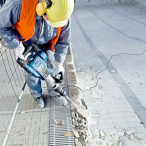 Bosch GSH 11 VC Profesyonel Sds-Max 23 J 11 Kg. 1700W Kırıcı - 4