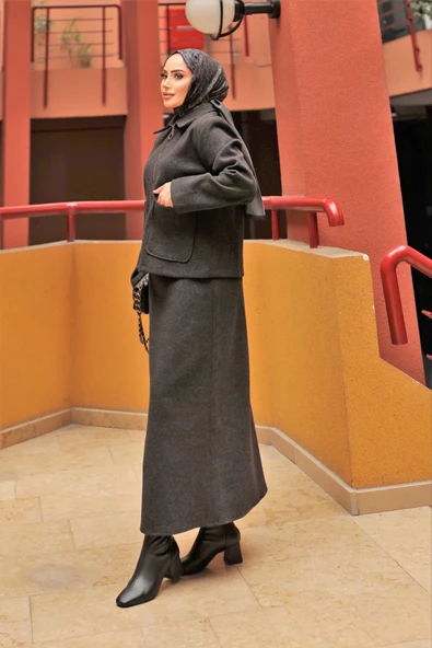 Fermuar ve Cep Detaylı Kaşe Etekli Takım - 3