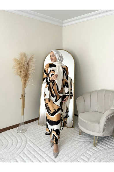 ELB004 PİLİSELİ KEMERLİ ELBİSE - 9