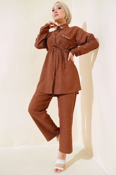 Cepleri Taş Detaylı Keten İkili Takım Kahve ürün görseli 1