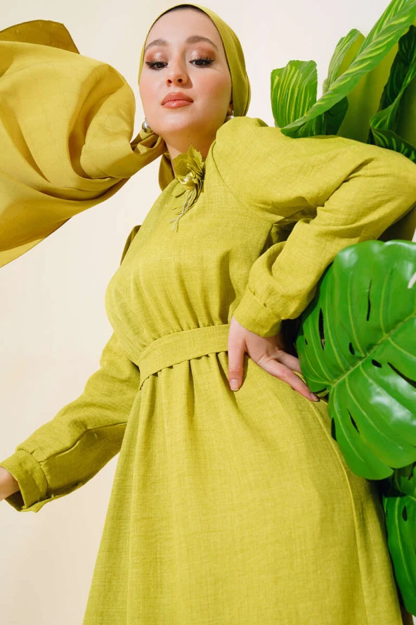 Kol Bilekleri Düğmeli Keten Elbise Yağ Yeşili