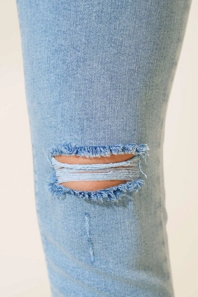 Yüksek Bel Dar Paça Lazerli Kot Pantolon Açık Mavi - Resim 4