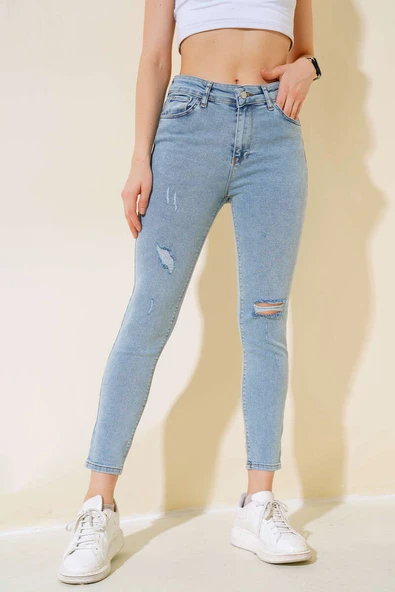 Yüksek Bel Dar Paça Lazerli Kot Pantolon Açık Mavi - Resim 2