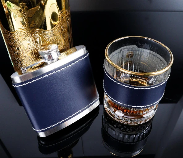 Perlotus 5 Oz 150 cc Lacivert Deri Kılıflı Cep Tipi Çelik Viski İçki Matarası ve Gold Viski Bardağı Seti - 2