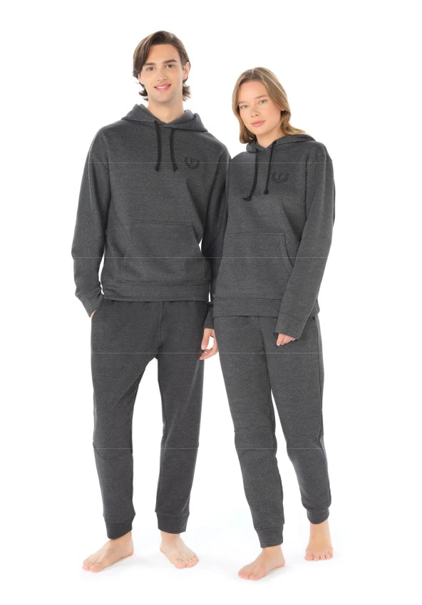 Kadın Eşli Pijama Takımı - 7