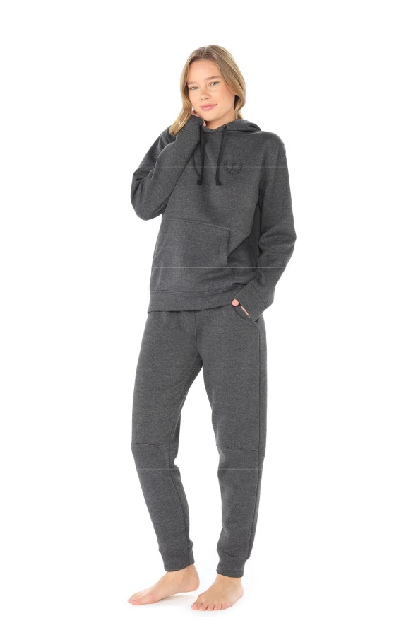 Kadın Eşli Pijama Takımı - 12