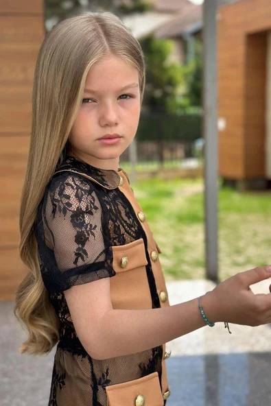 Kız Çocuk Transparan Dantel İşlemeli İçi Astarlı Cep Detaylı Kahverengi Etekli Takım - Resim 10