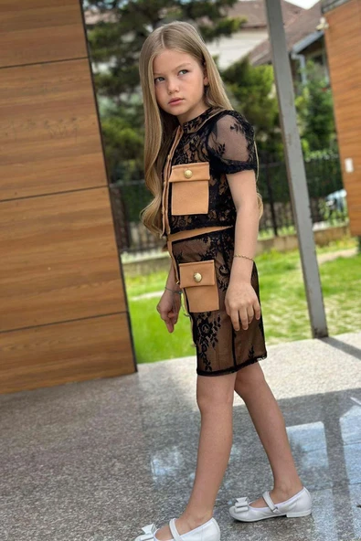 Kız Çocuk Transparan Dantel İşlemeli İçi Astarlı Cep Detaylı Kahverengi Etekli Takım - Resim 6