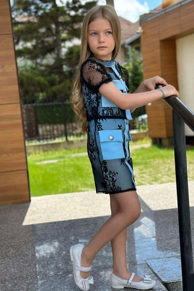 Kız Çocuk Transparan Dantel İşlemeli İçi Astarlı Cep Detaylı Mavi Etekli Takım - Resim 9