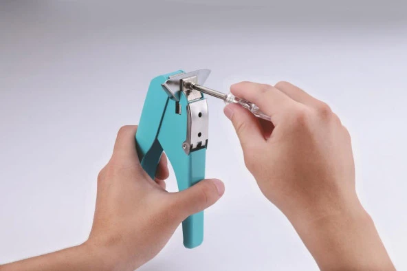 KW-TRIO 9777 EL TİPİ KÖŞE ALMA MAKİNESİ - 2