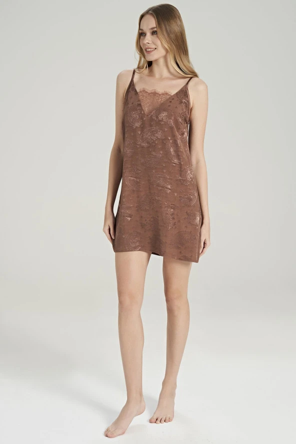 Kadın Jakar Kumaş Şal Desenli İp Askılı Gecelik - 8