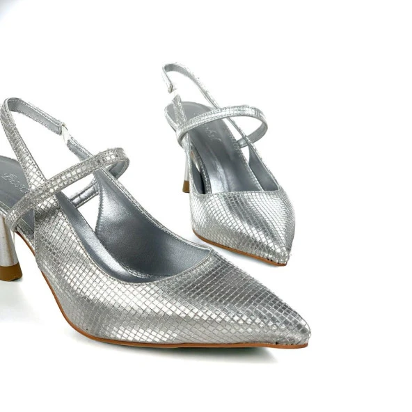 Kadın Olvan Gümüş Sedef İnce Topuk Ayakkabı Sandalet 7 Cm Topuk 608
