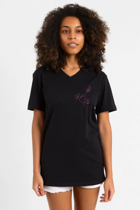Blackpink Rose Signature Siyah Kadın V yaka Tshirt