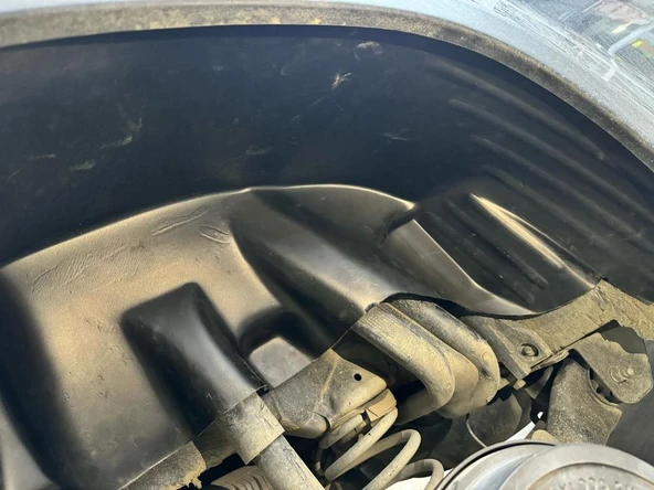 Dacia Duster 4x2 Davlumbaz Kaplama Plastik 2 Parça 2018 ve Sonrası - Resim 4