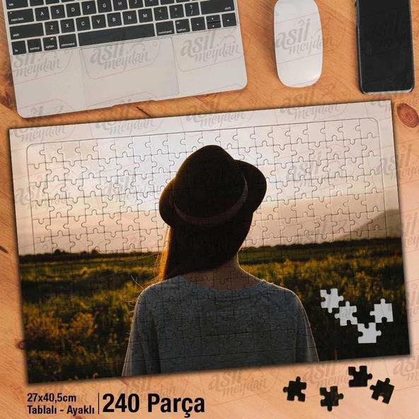 Asil Hobi Şapkalı Kadın -Kır - Çayır- Doğa -Manzara Yapboz -Ayak Destekli Çerçeveli 240 Parça Puzzle