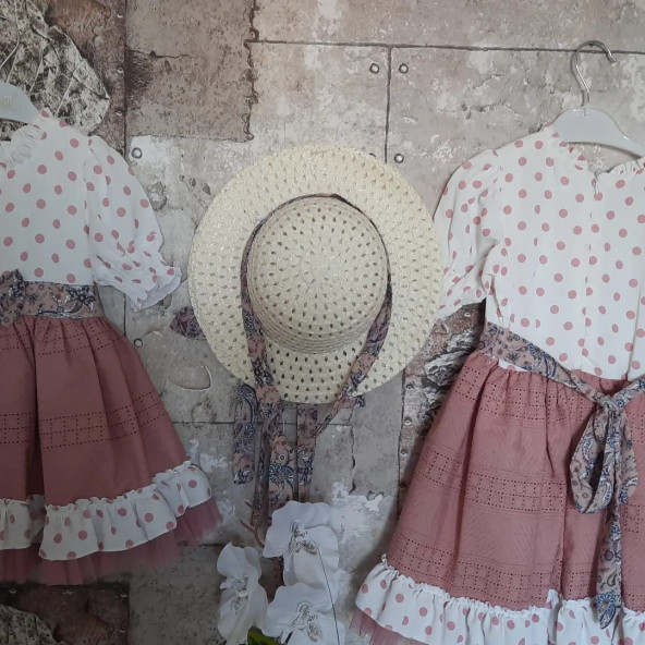 PAMPAL PUANLI ŞAPKALI ELBİSE - 4