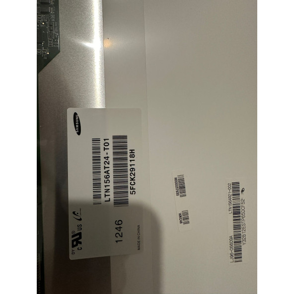 TOSHİBA SATELLITE L850D-131 SAMSUNG LTN156AT24-T01 LAPTOP EKRANI - 2