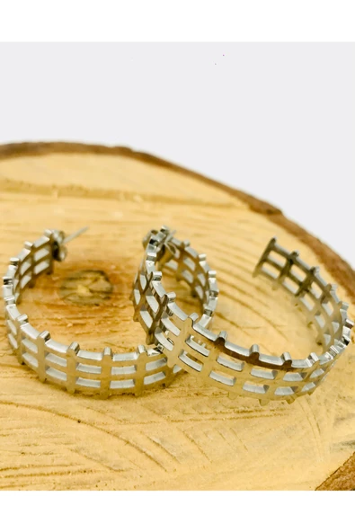 Gümüş Renk Figürlü Çelik  Küpe ürün görseli 1