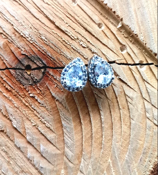 333 L  Çelik Kararmaz Figürlü  Küpe ürün görseli 1