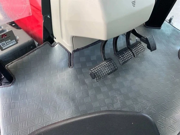 Massey Ferguson 7715 S-7716 S-7720 S-7724 S Traktör Kabin Paspası - 4
