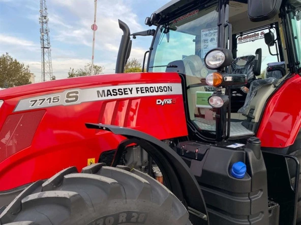 Massey Ferguson 7715 S-7716 S-7720 S-7724 S Traktör Kabin Paspası - 6