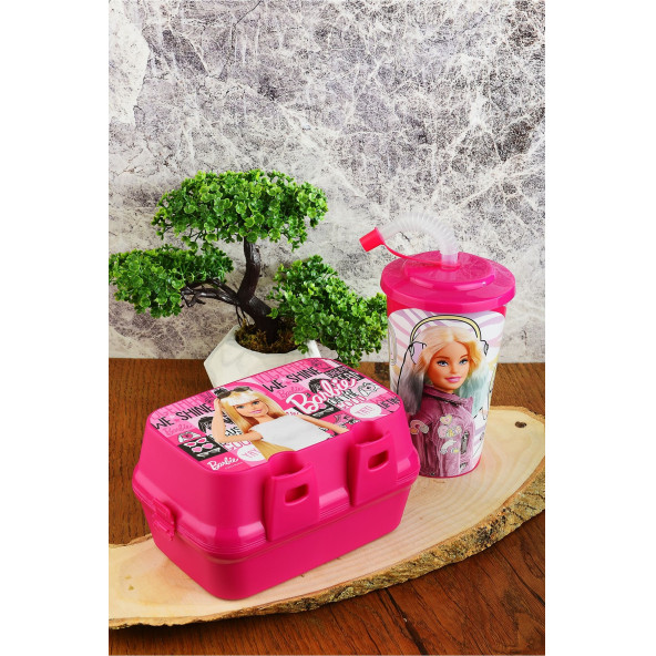Barbie İki Katlı Bölmeli Beslenme Kutusu+Kapaklı Pipetli Bardak 400 ml.