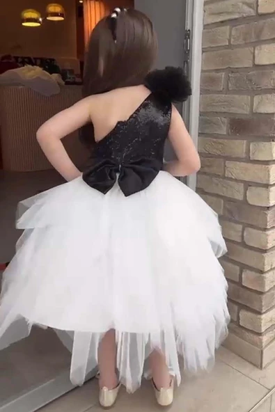 Kız Çocuk Tek Omuz Üstü Pulpayet İşlemeli Önü Çiçekli Tül Tül Siyah Beyaz Elbise - Resim 4