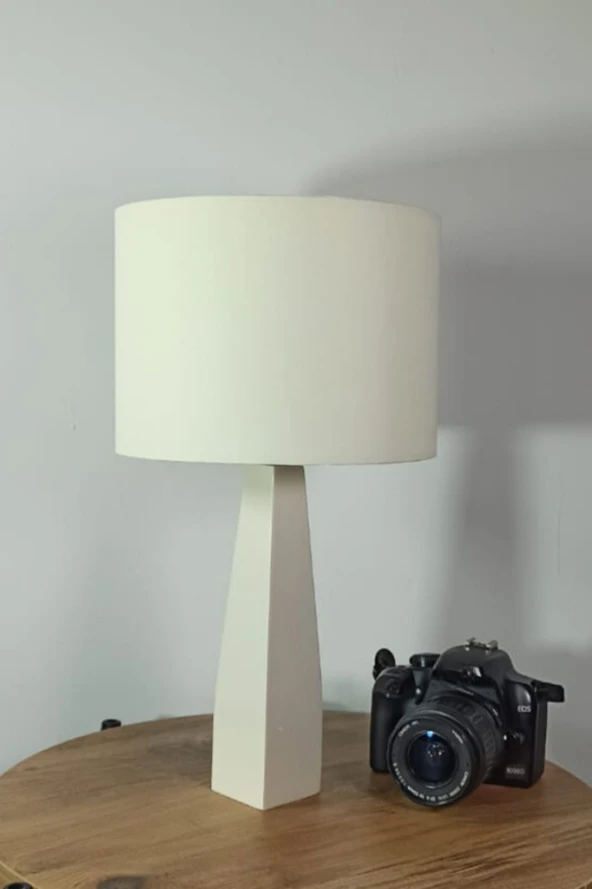 Belin Krem Ahşap Ayaklı Krem Kumaş Başlık Abajur Yatak Odası Salon Okuma Köşesi - Resim 4