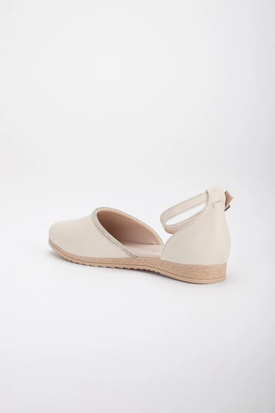 Yüzü Düz Karnı Yarık Model Baretli Ten Kadın Babet - Resim 5