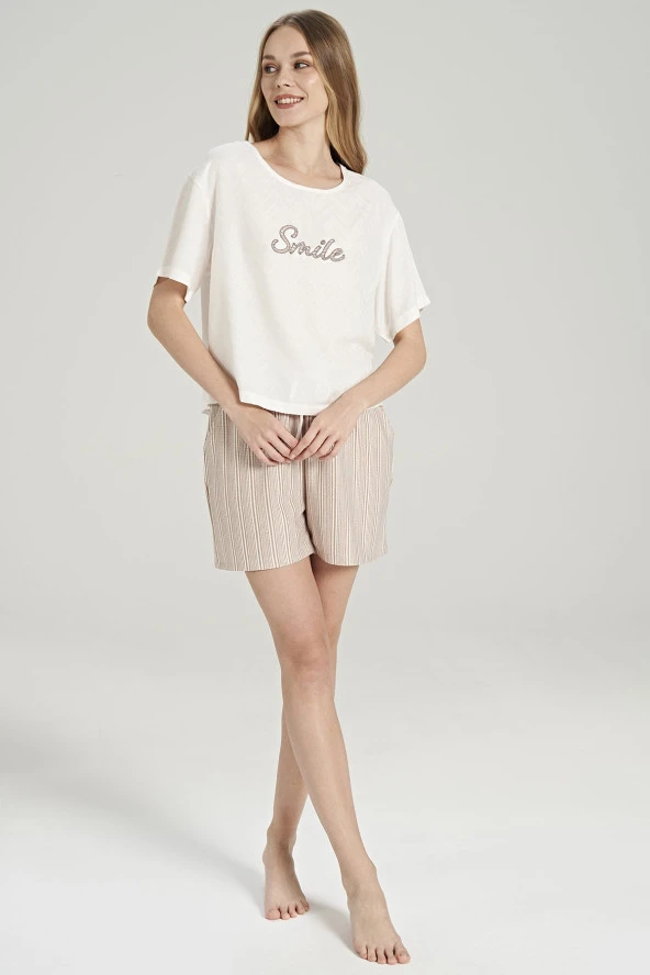 Kadın Smile Desenli Çizgili Şortlu Pijama Takımı - 3