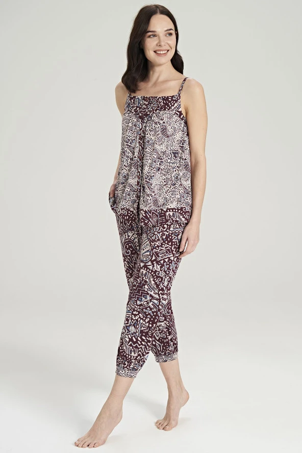 Kadın Etnik Desen İp Askılı Yakası Düğmeli Paçası Lastikli Pijama Takımı - Resim 2