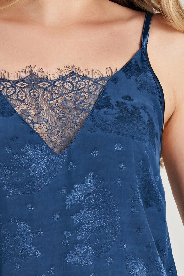 Kadın Jakar Kumaş Şal Desenli İp Askılı Gecelik - 2