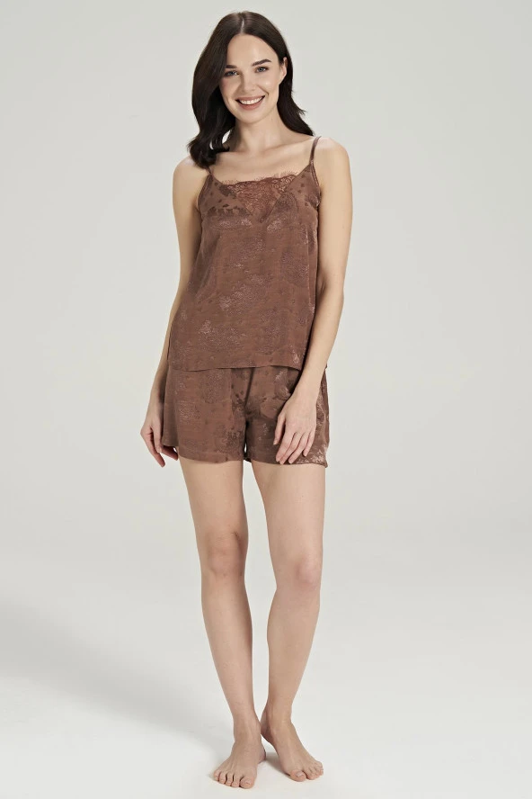 Kadın Jakar Kumarş Şal Desenli İp Askılı Yakada Dantel Detaylı Şortlu Pijama Takımı - 9