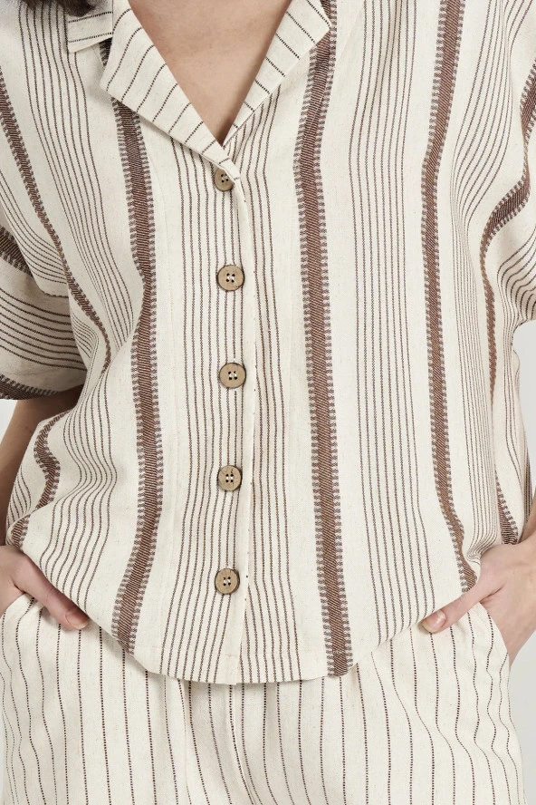Kadın Keten Çizgili Önden Düğmeli Gömlek Yaka Şortlu Pijama Takımı - 6