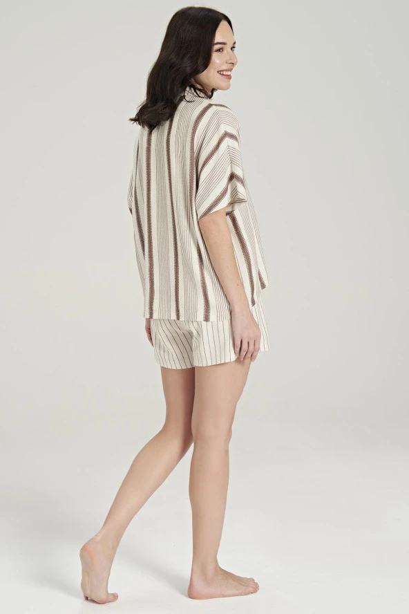 Kadın Keten Çizgili Önden Düğmeli Gömlek Yaka Şortlu Pijama Takımı - 9